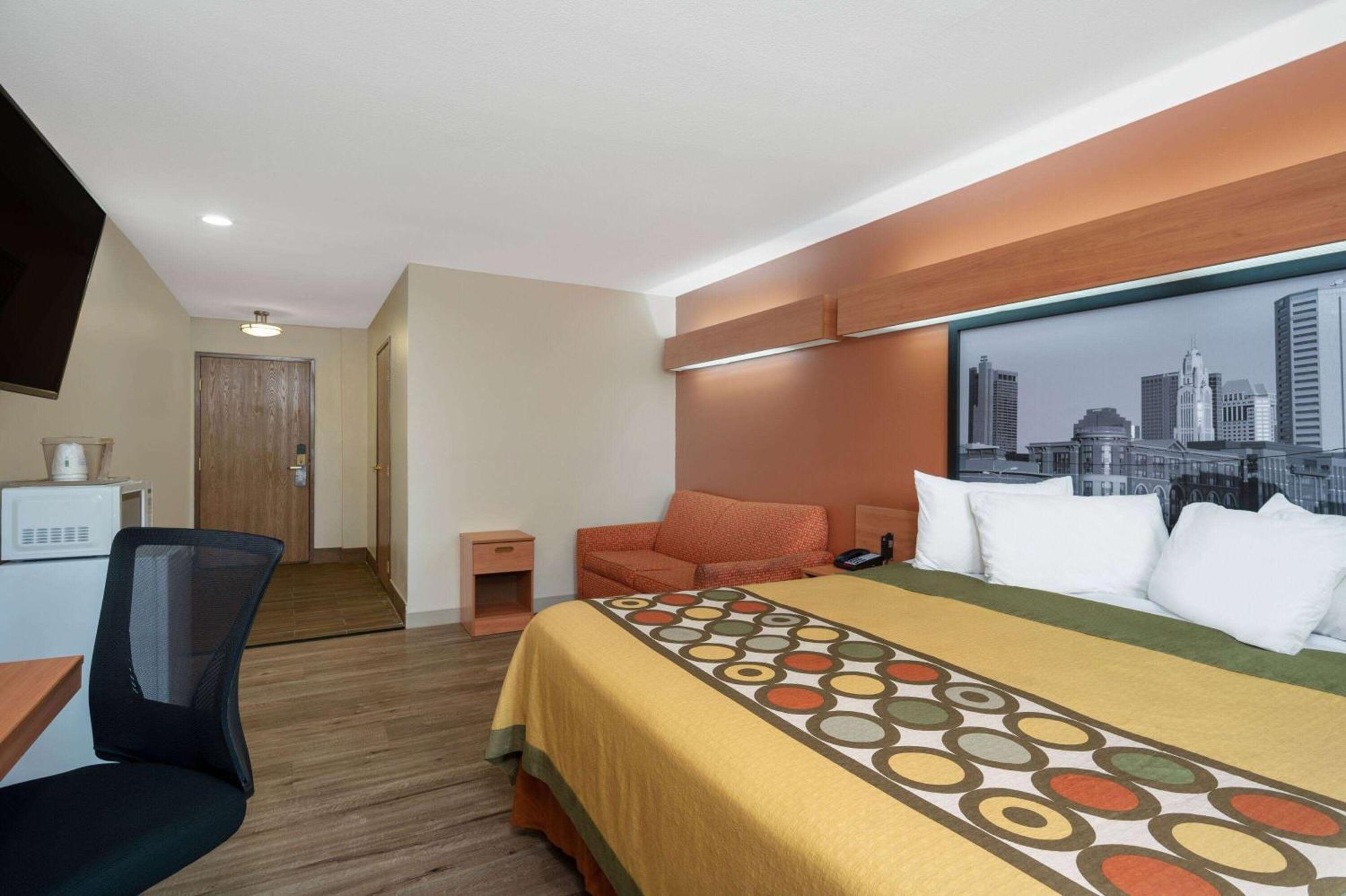 Super 8 By Wyndham Columbus West Ξενοδοχείο Εξωτερικό φωτογραφία