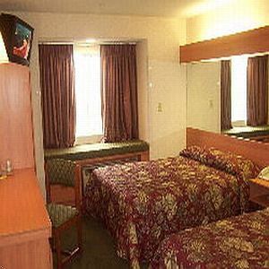 Super 8 By Wyndham Columbus West Ξενοδοχείο Δωμάτιο φωτογραφία